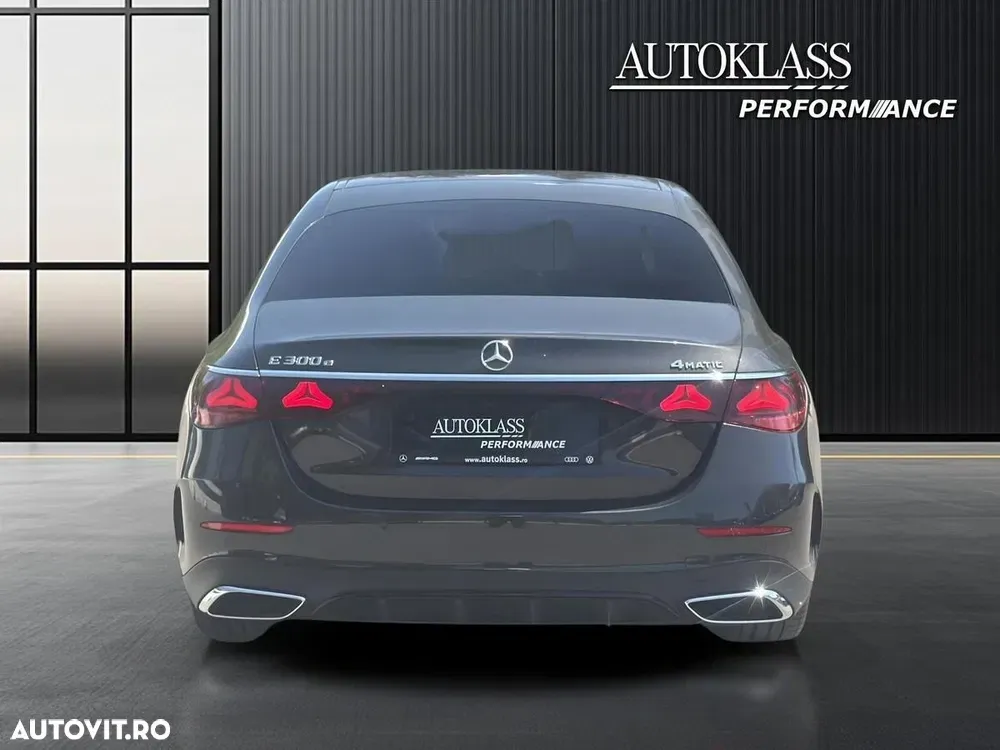 Mercedes-Benz E W214 300e 4Matic 9G-TRONIC AMG Line NIGHT Edition — imagine 4