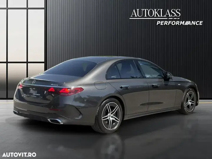 Mercedes-Benz E W214 300e 4Matic 9G-TRONIC AMG Line NIGHT Edition