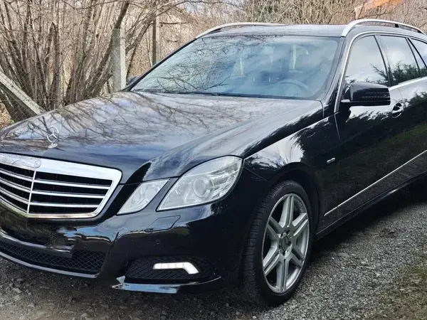 Mercedes-Benz E