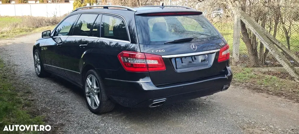 Mercedes-Benz E — imagine 4