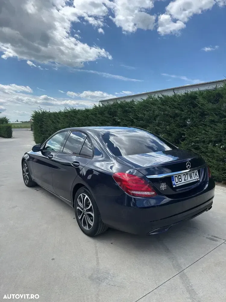 Mercedes-Benz C 200 4MATIC Aut. — imagine 2