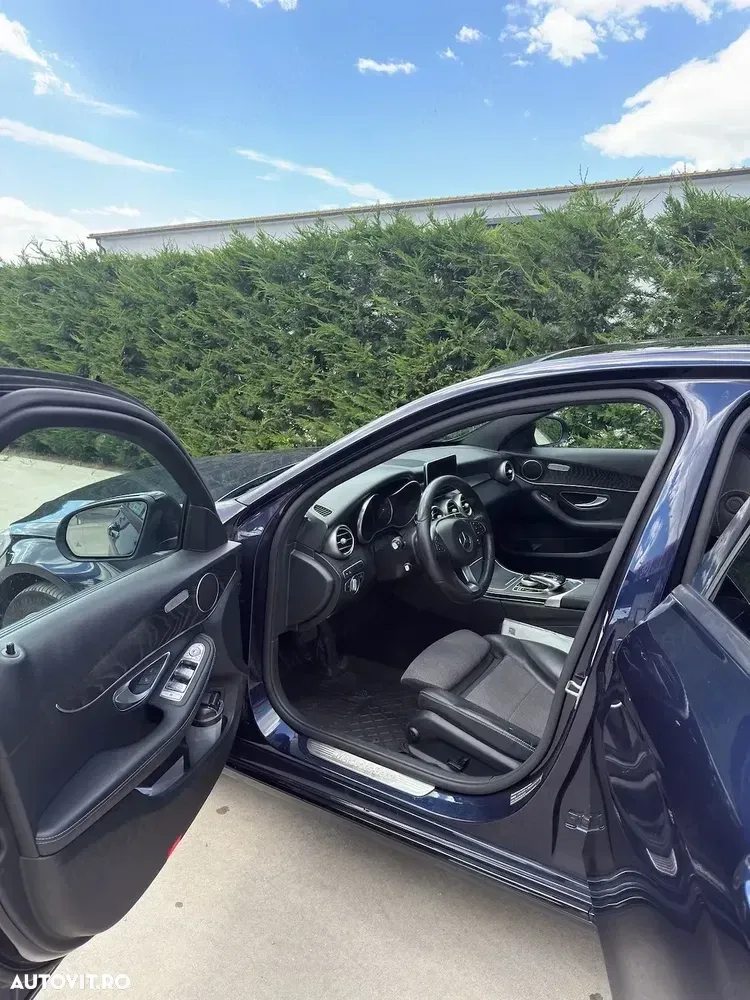 Mercedes-Benz C 200 4MATIC Aut. — imagine 4