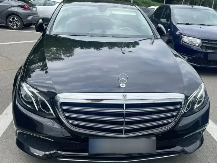 Mercedes-Benz E W213 300 d Aut.