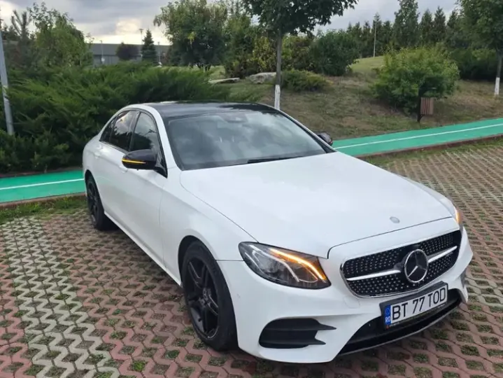 Mercedes-Benz E 200 9G-TRONIC AMG Line