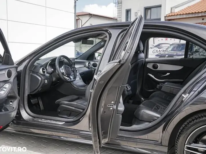 Mercedes-Benz C W206 200 9G-TRONIC AMG Line Plus