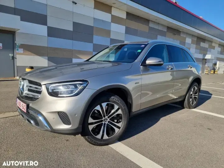 Mercedes-Benz GLC 300 de 4Matic 9G-TRONIC