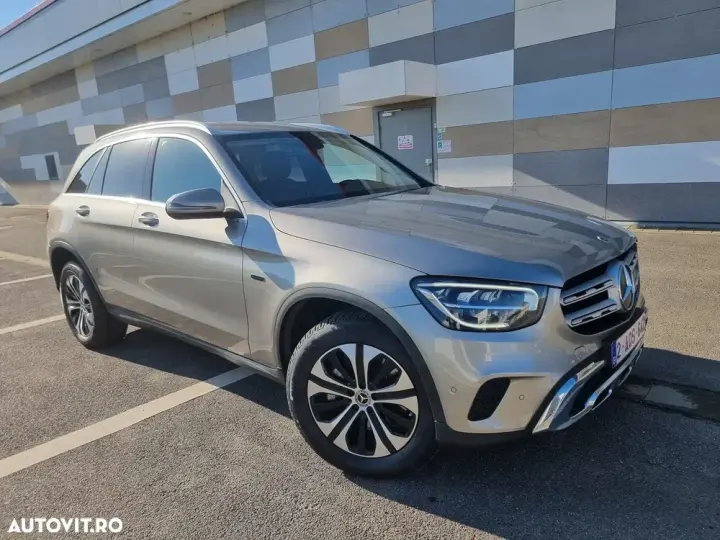 Mercedes-Benz GLC 300 de 4Matic 9G-TRONIC