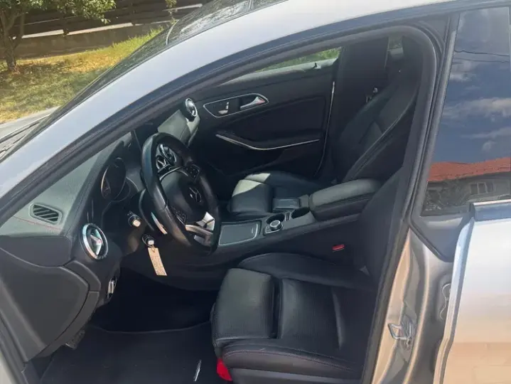 Mercedes-Benz CLA 220 C117 d Shooting Brake Aut.