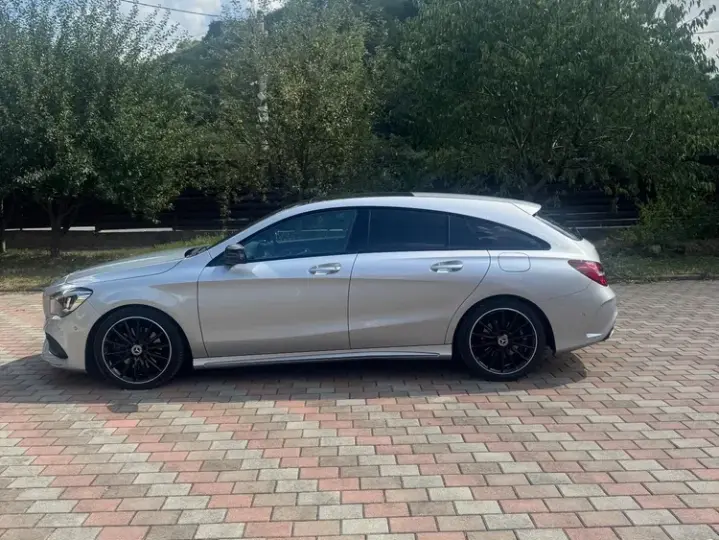 Mercedes-Benz CLA 220 C117 d Shooting Brake Aut.