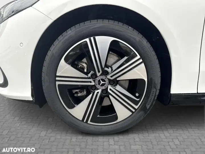 Mercedes-Benz CLA 200 C174 4Matic