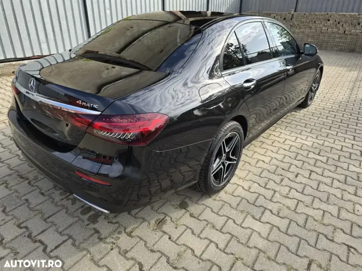 Mercedes-Benz E W213 300 Aut.