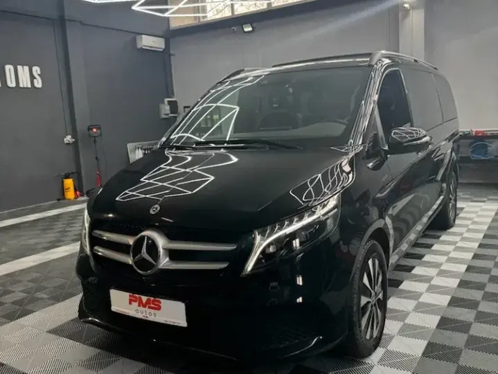 Mercedes-Benz V 300 d Lang 4Matic 9G-TRONIC Avantgarde Edition