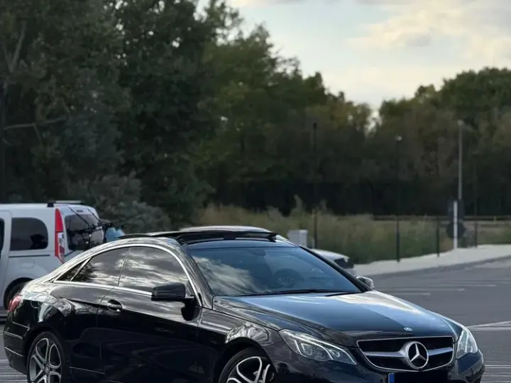 Mercedes-Benz E W212 250 CDI DPF BlueEFFICIENCY 7G-TRONIC Avantgarde