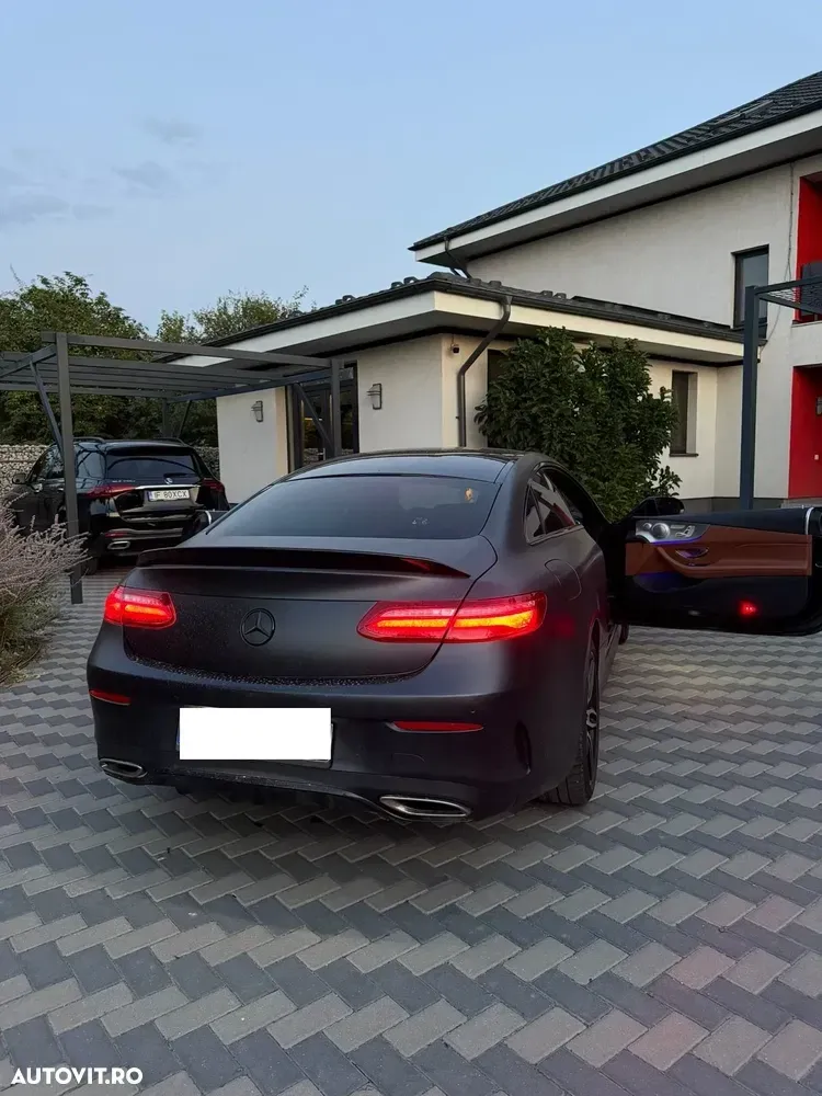 Mercedes-Benz E W213 400 4MATIC — imagine 4