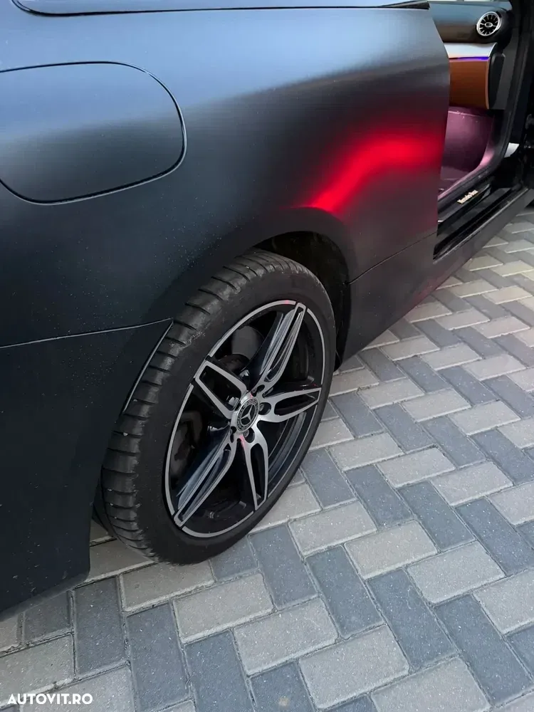 Mercedes-Benz E W213 400 4MATIC — imagine 3