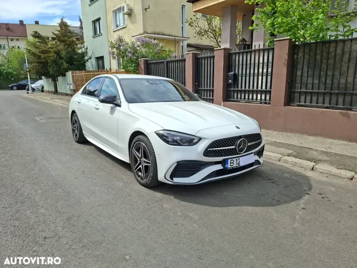 Mercedes-Benz C 300 e 9G-TRONIC AMG Line