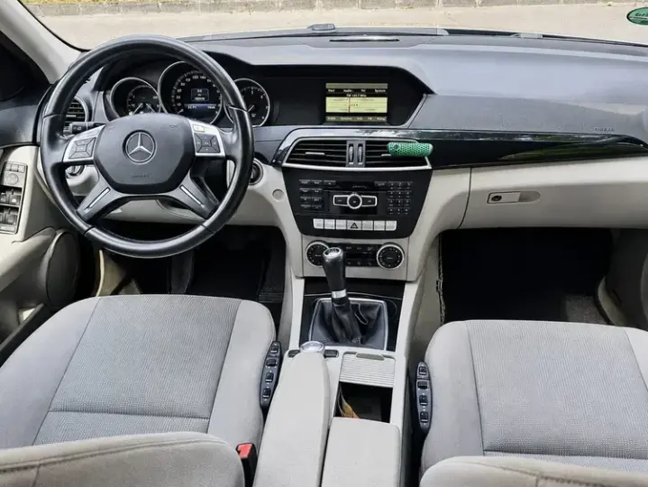 Mercedes-Benz C