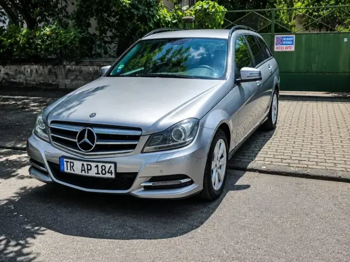 Mercedes-Benz C