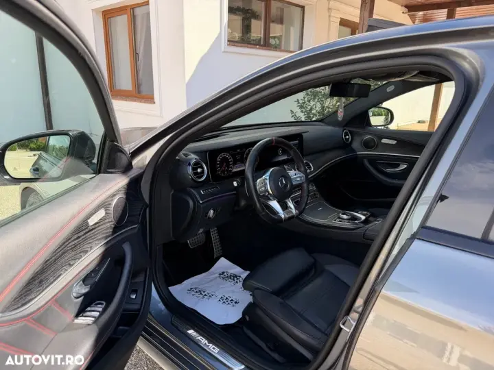 Mercedes-Benz E 53 AMG 4Matic AMG Speedshift 9G-TCT