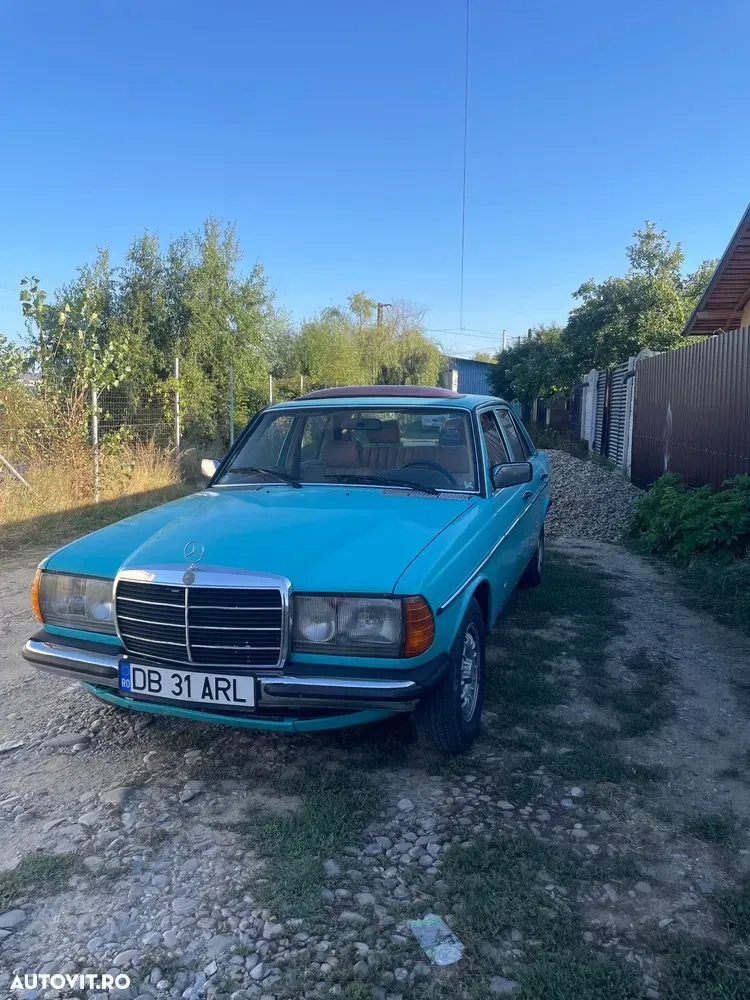 Mercedes-Benz W123 — imagine 3