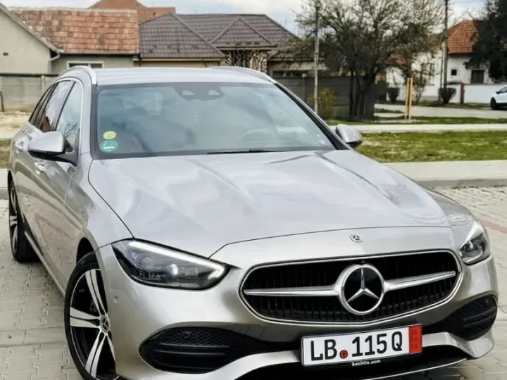 Mercedes-Benz C W206 220 d 9G-TRONIC