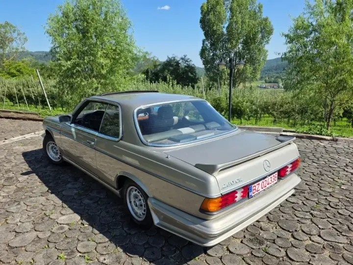 Mercedes-Benz CLC 230