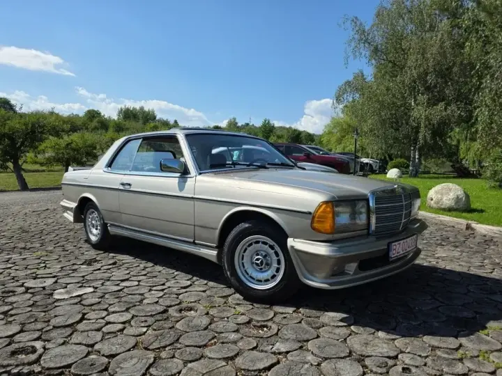 Mercedes-Benz CLC 230