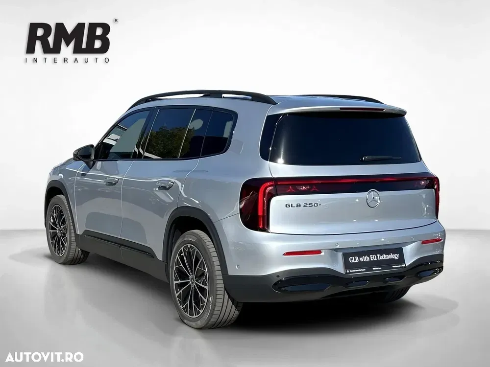 Mercedes-Benz GLB 250+ EV — imagine 3