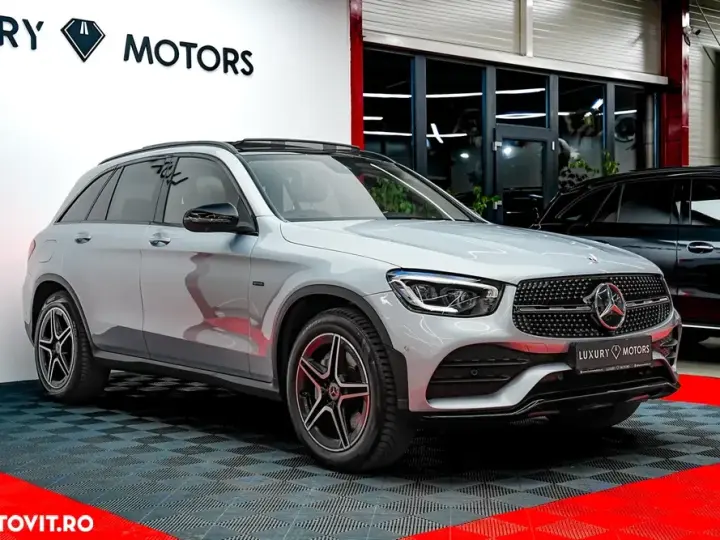 Mercedes-Benz GLC 300 de 4Matic 9G-TRONIC AMG Line Plus