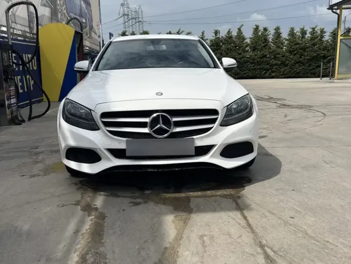 Mercedes-Benz C