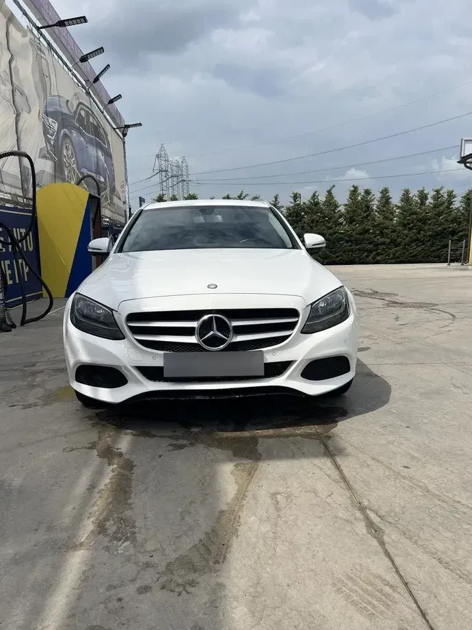 Mercedes-Benz C — imagine 3