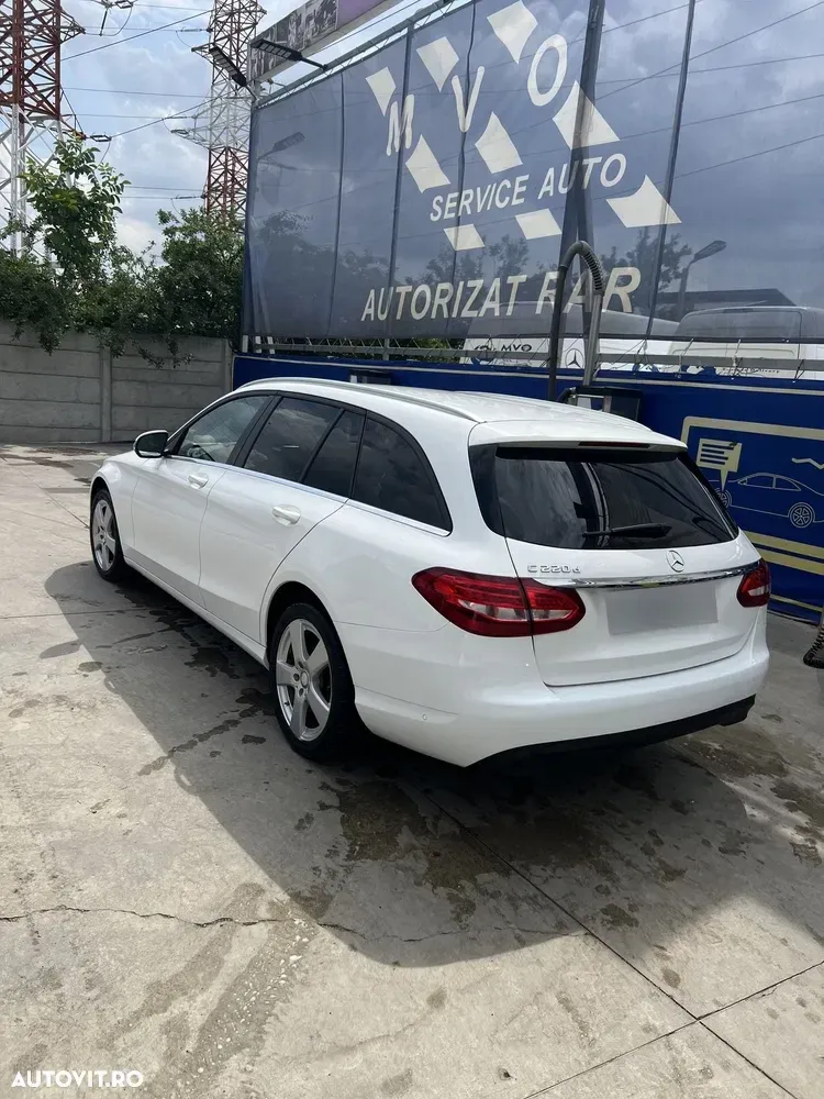 Mercedes-Benz C — imagine 6