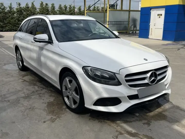 Mercedes-Benz C