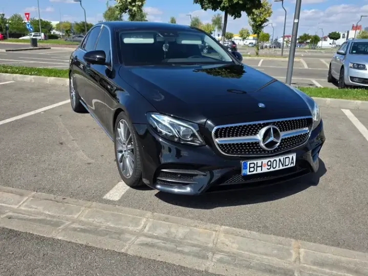 Mercedes-Benz E W213 220 d 9G-TRONIC AMG Line
