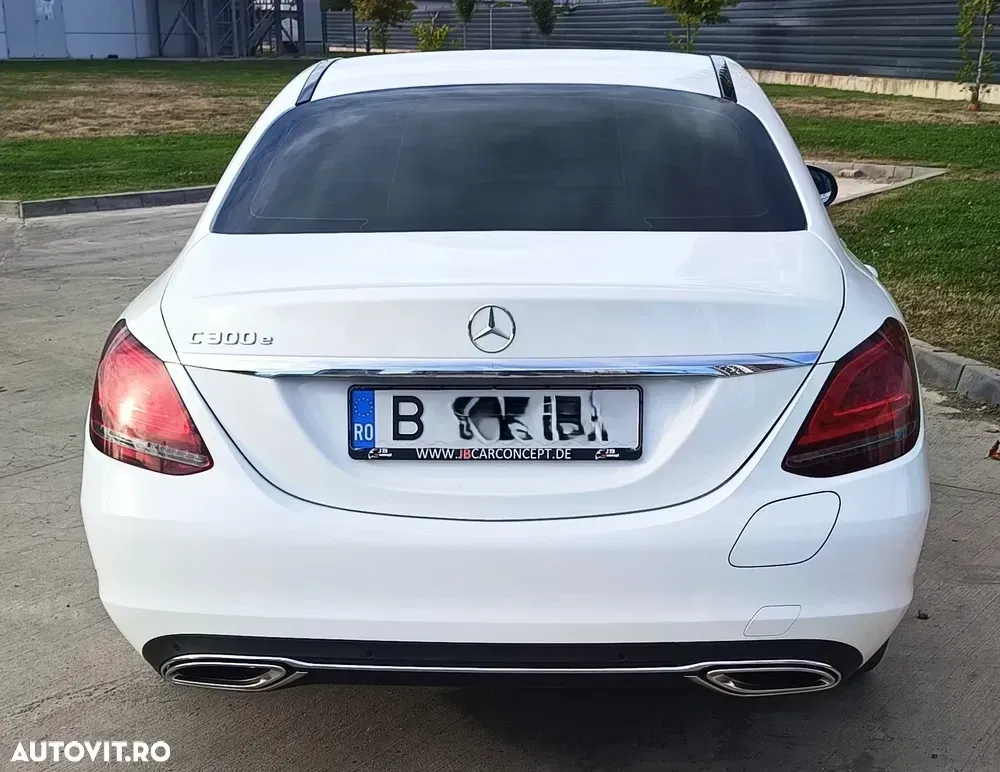 Mercedes-Benz C W205 300 e PHEV — imagine 5