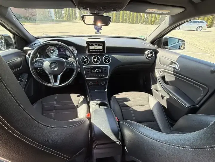 Mercedes-Benz A 200 W176 CDI 7G-DCT