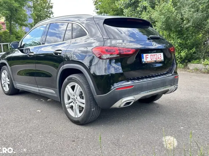 Mercedes-Benz GLA H247 250 8G-DCT Progressive