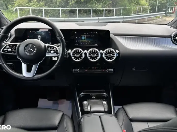 Mercedes-Benz GLA H247 250 8G-DCT Progressive