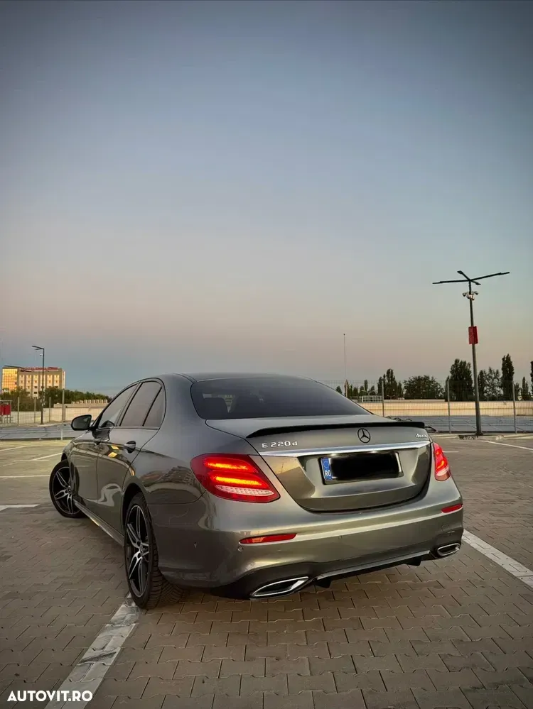 Mercedes-Benz E W213 220 d 4Matic 9G-TRONIC AMG Line — imagine 5