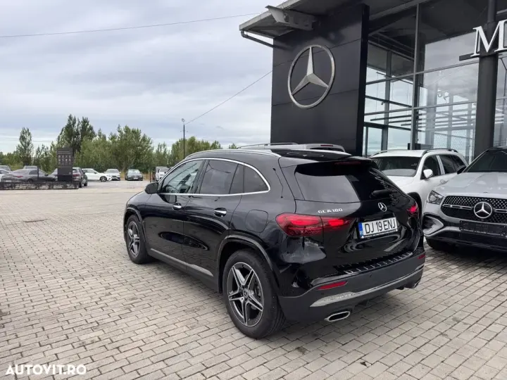 Mercedes-Benz GLA H247 180 MHEV