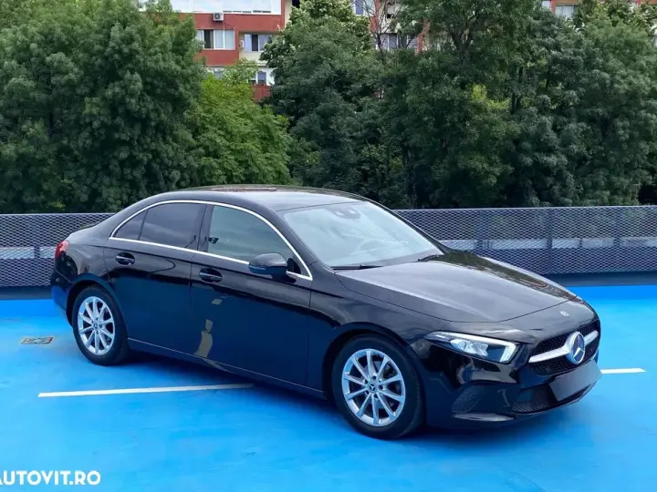 Mercedes-Benz A 180 7G-DCT Edition