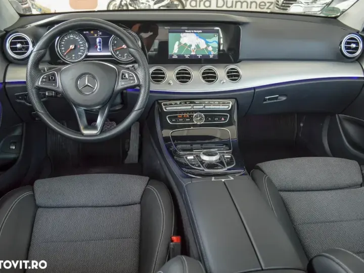 Mercedes-Benz E 200 4MATIC 9G-TRONIC Avantgarde