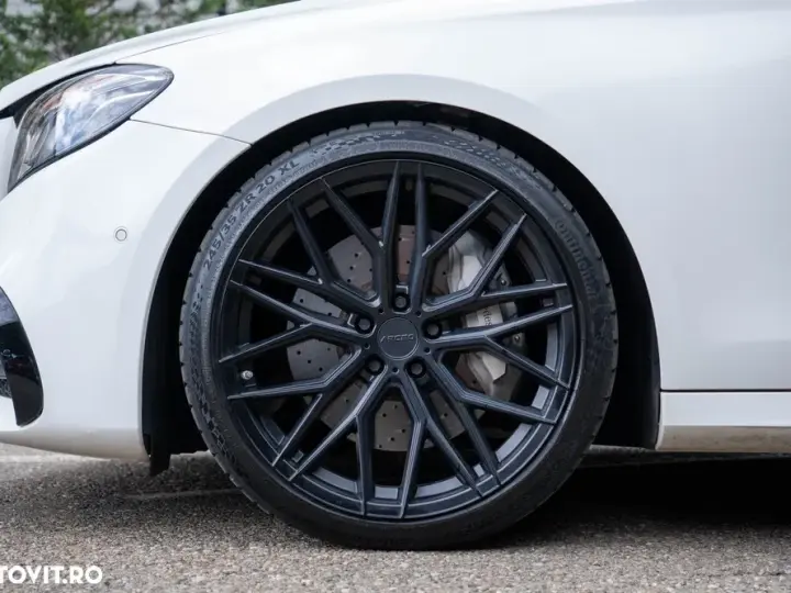 Mercedes-Benz E W213 450 4MATIC 9G-TRONIC AMG Line