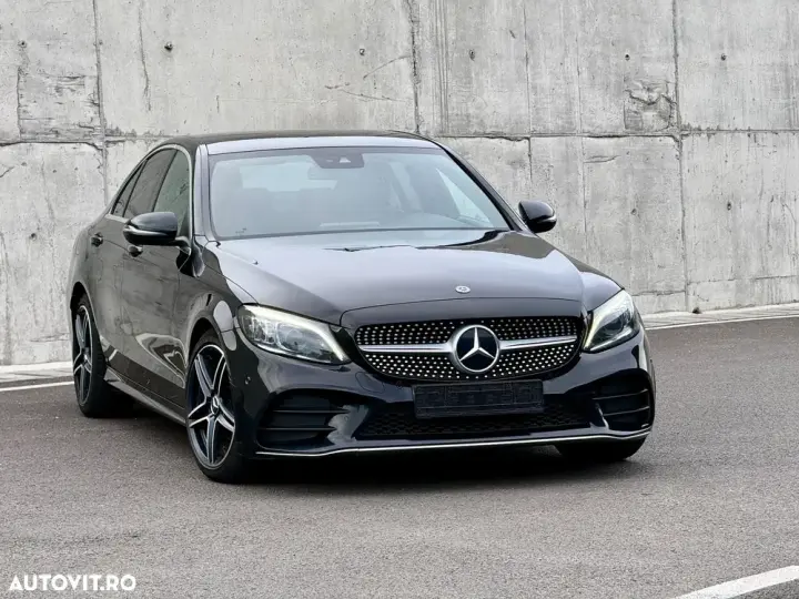 Mercedes-Benz C W205 220 d 4Matic 9G-TRONIC AMG Line