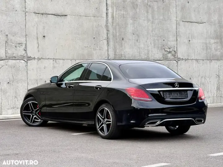 Mercedes-Benz C W205 220 d 4Matic 9G-TRONIC AMG Line