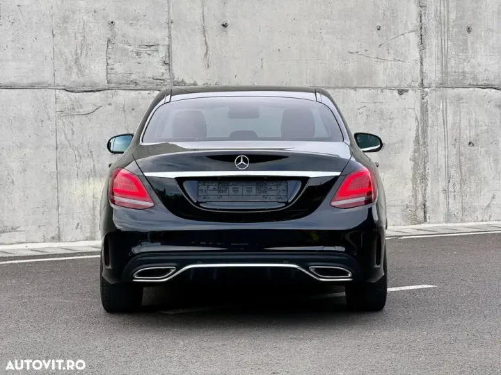 Mercedes-Benz C W205 220 d 4Matic 9G-TRONIC AMG Line