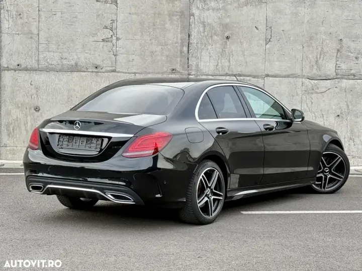 Mercedes-Benz C W205 220 d 4Matic 9G-TRONIC AMG Line