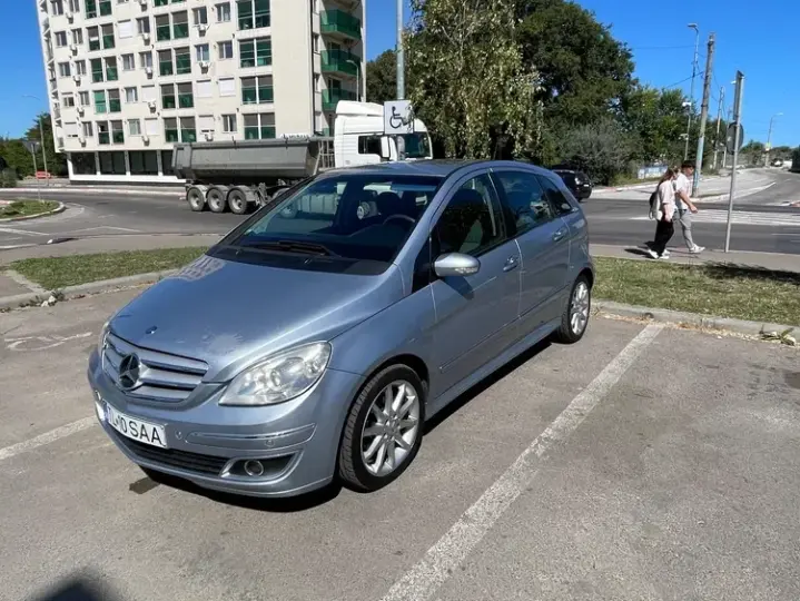 Mercedes-Benz B 200 W245