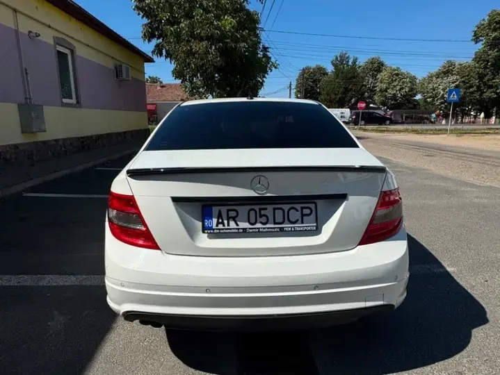Mercedes-Benz C W204 180 Kompressor Avantgarde