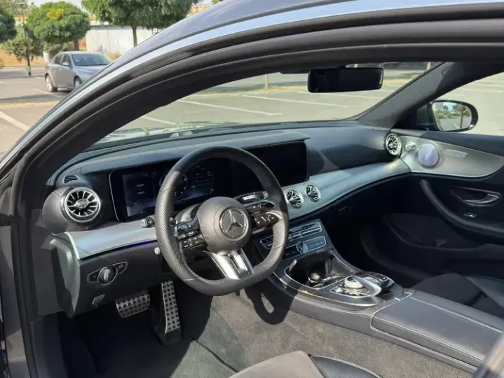 Mercedes-Benz E W213 220 d